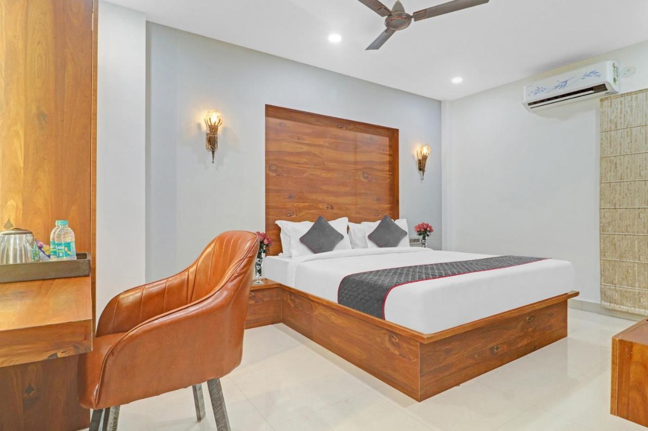 Super Townhouse Rcc Pride Hotel Hyderabad Ngoại thất bức ảnh