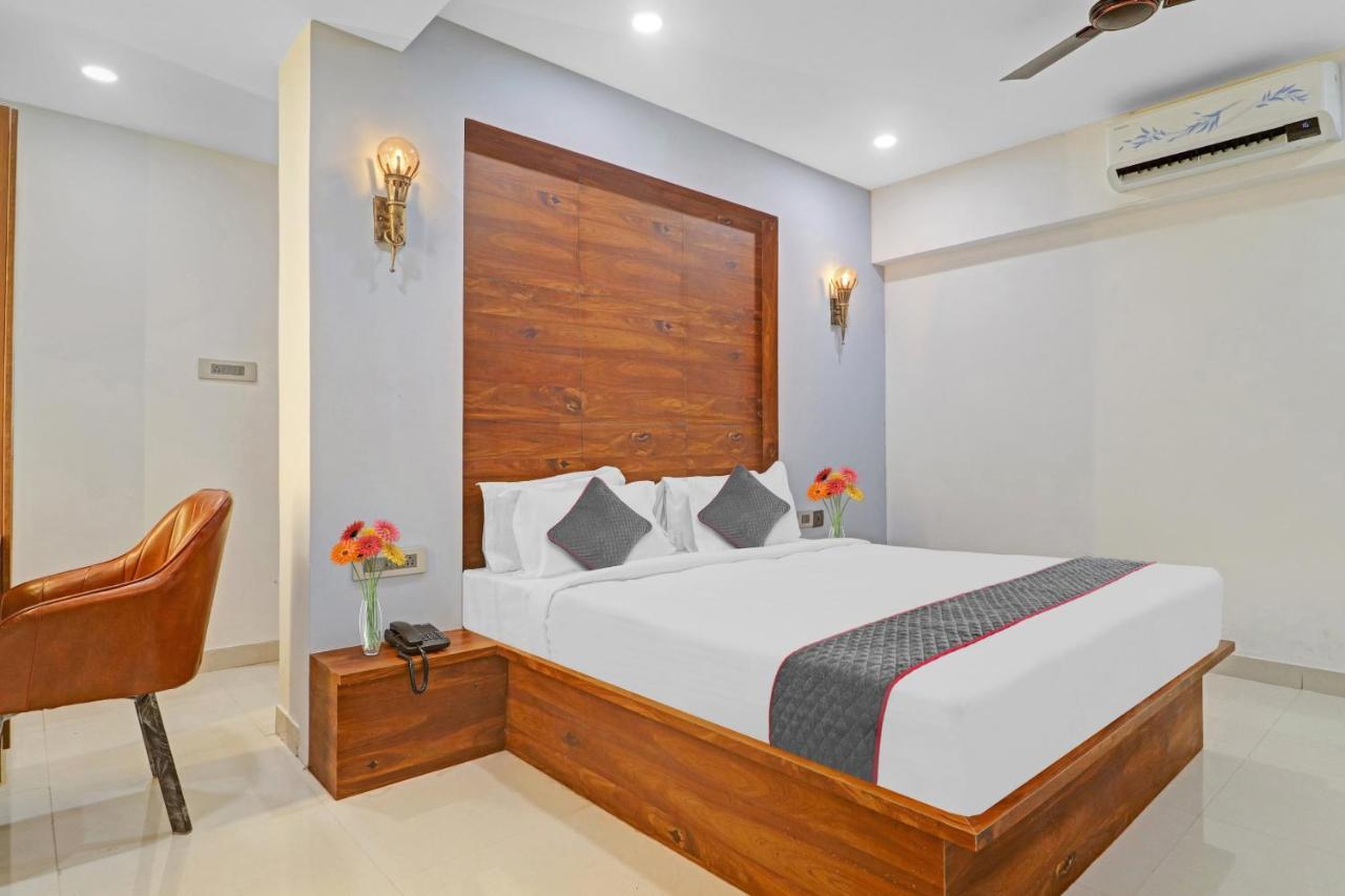 Super Townhouse Rcc Pride Hotel Hyderabad Ngoại thất bức ảnh